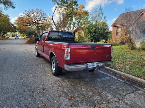 Used 2001 Ford F150 2WD SuperCab image 1