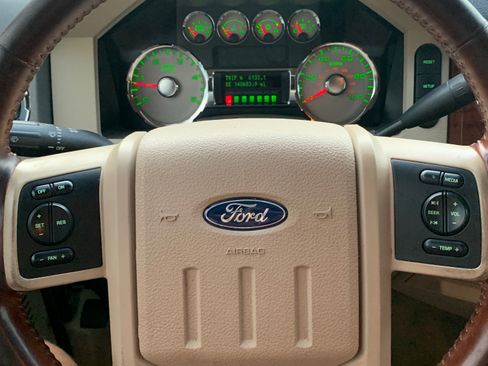 Used 2008 Ford F350 King Ranch image 13