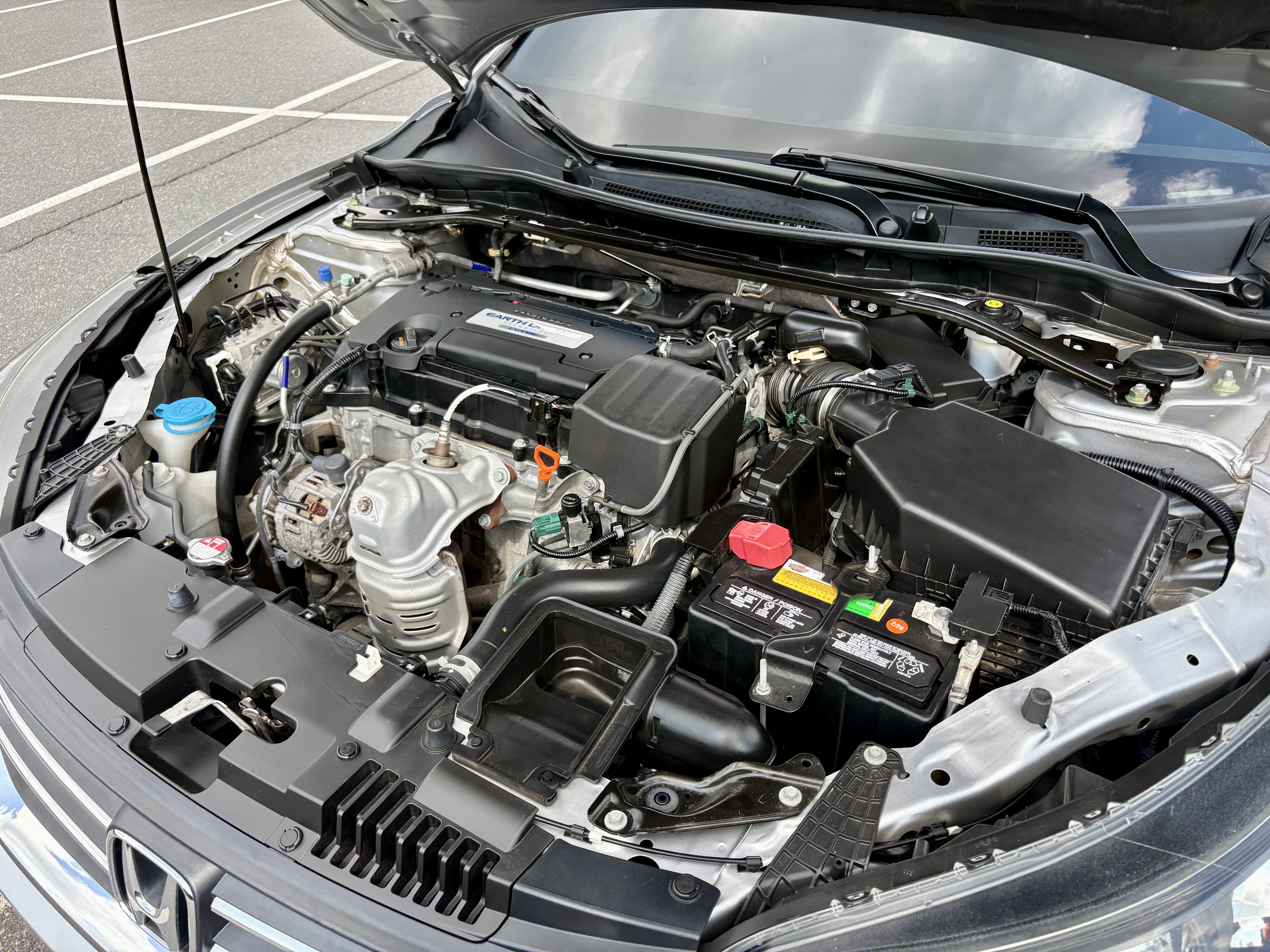 Used 2015 Honda Accord Sport image 18