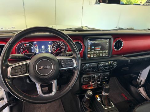 Used 2019 Jeep Wrangler Unlimited Rubicon image 11