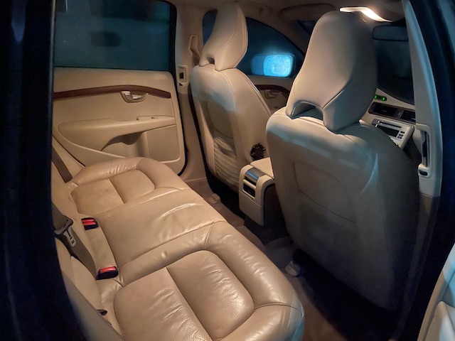 Used 2011 Volvo XC70 3.2 w/ Premium Pkg FWD image 9