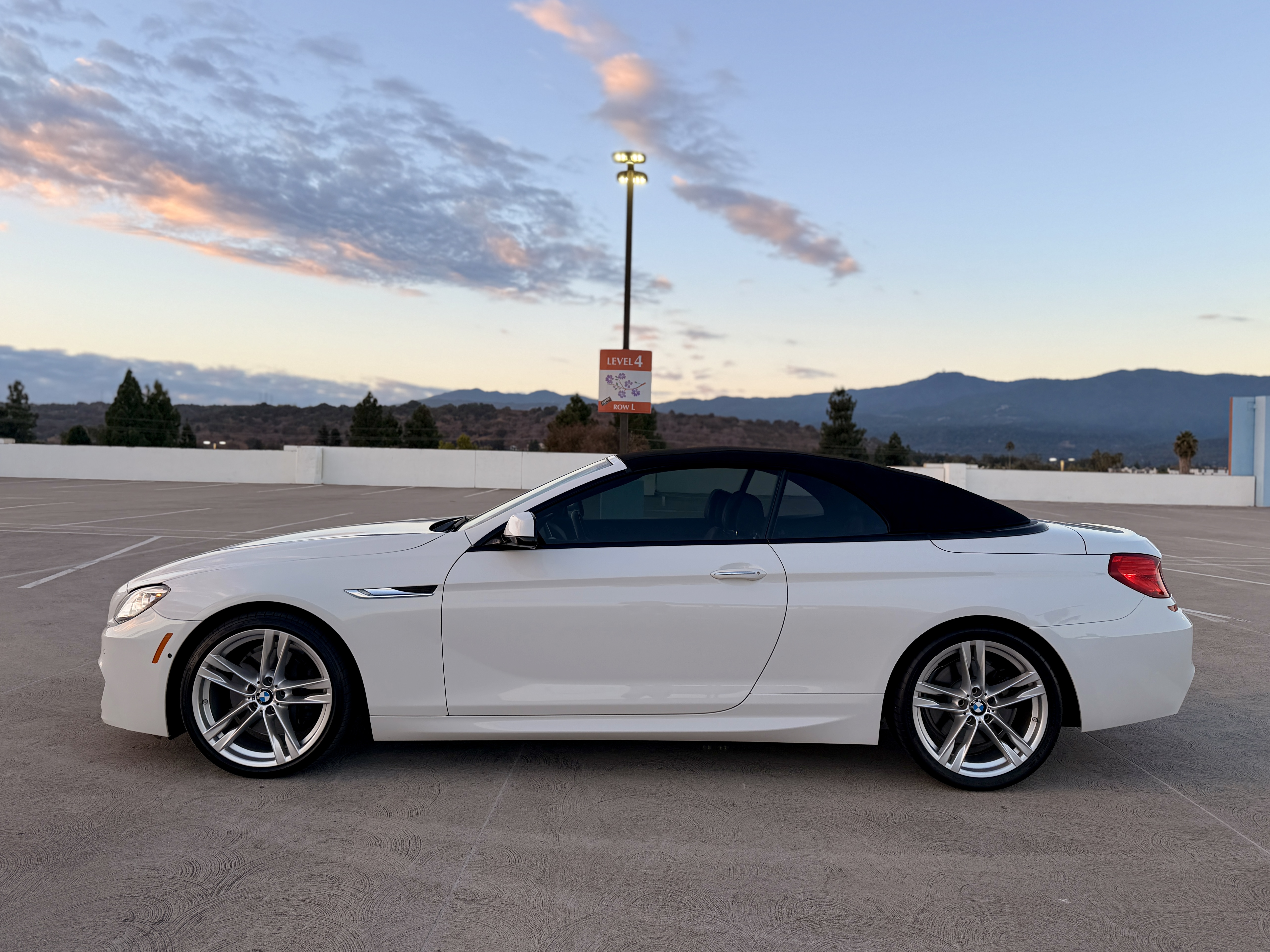 Used 2014 BMW 650i Convertible RWD image 10
