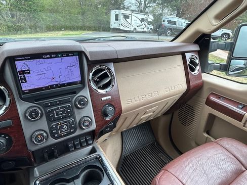 Used 2013 Ford F250 King Ranch image 19
