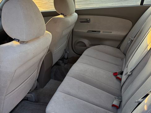 Used 2005 Nissan Altima 2.5 S w/ (S02) Side Airbags Pkg FWD image 10
