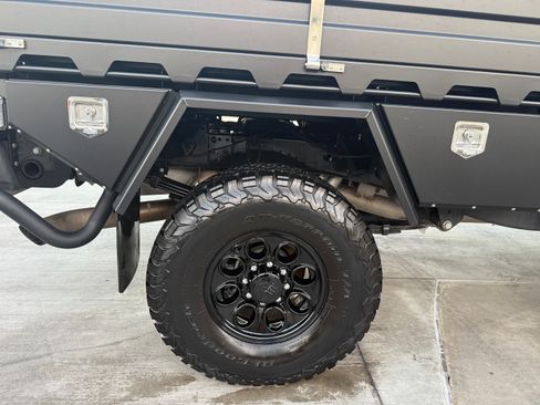 Used 2023 RAM 3500 Tradesman w/ Convenience Group image 6