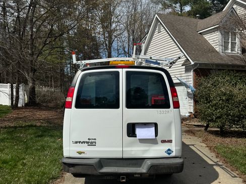 Used 2013 GMC Savana 2500 w/ Power Package image 10