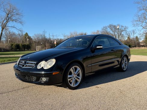 Used 2006 Mercedes-Benz CLK 350 Coupe image 9