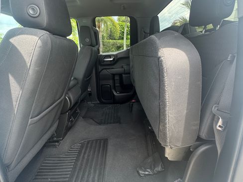Used 2022 Chevrolet Silverado 1500 Custom AWD/4WD image 12