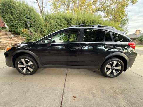 Used 2017 Subaru Crosstrek 2.0i Premium w/ Special Edition AWD/4WD image 6