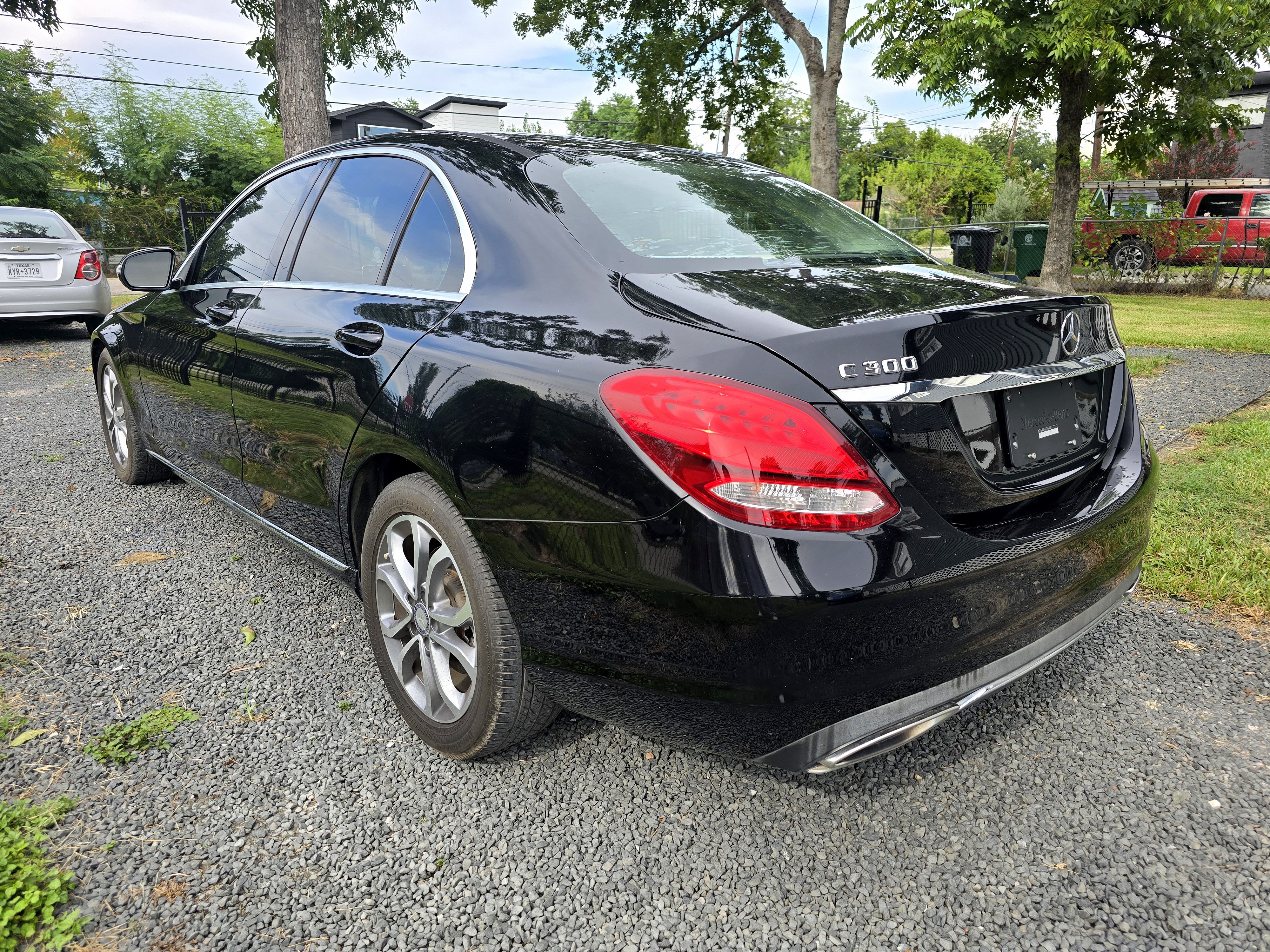 Used 2016 Mercedes-Benz C 300 Sedan image 2