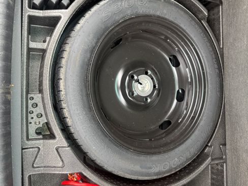 Used 2017 Volkswagen Tiguan Wolfsburg Edition image 15