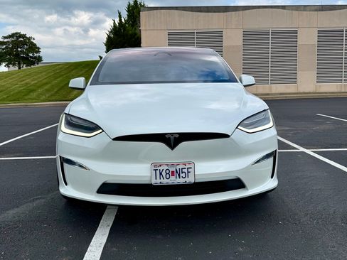 Used 2023 Tesla Model X AWD/4WD image 10