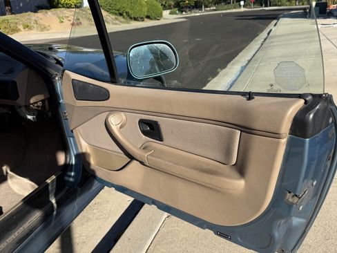 Used 1997 BMW Z3 1.9 image 20