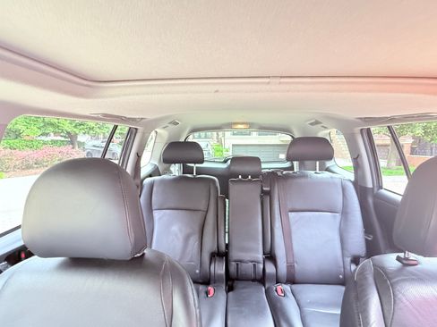 Used 2013 Toyota Highlander Limited AWD/4WD image 17