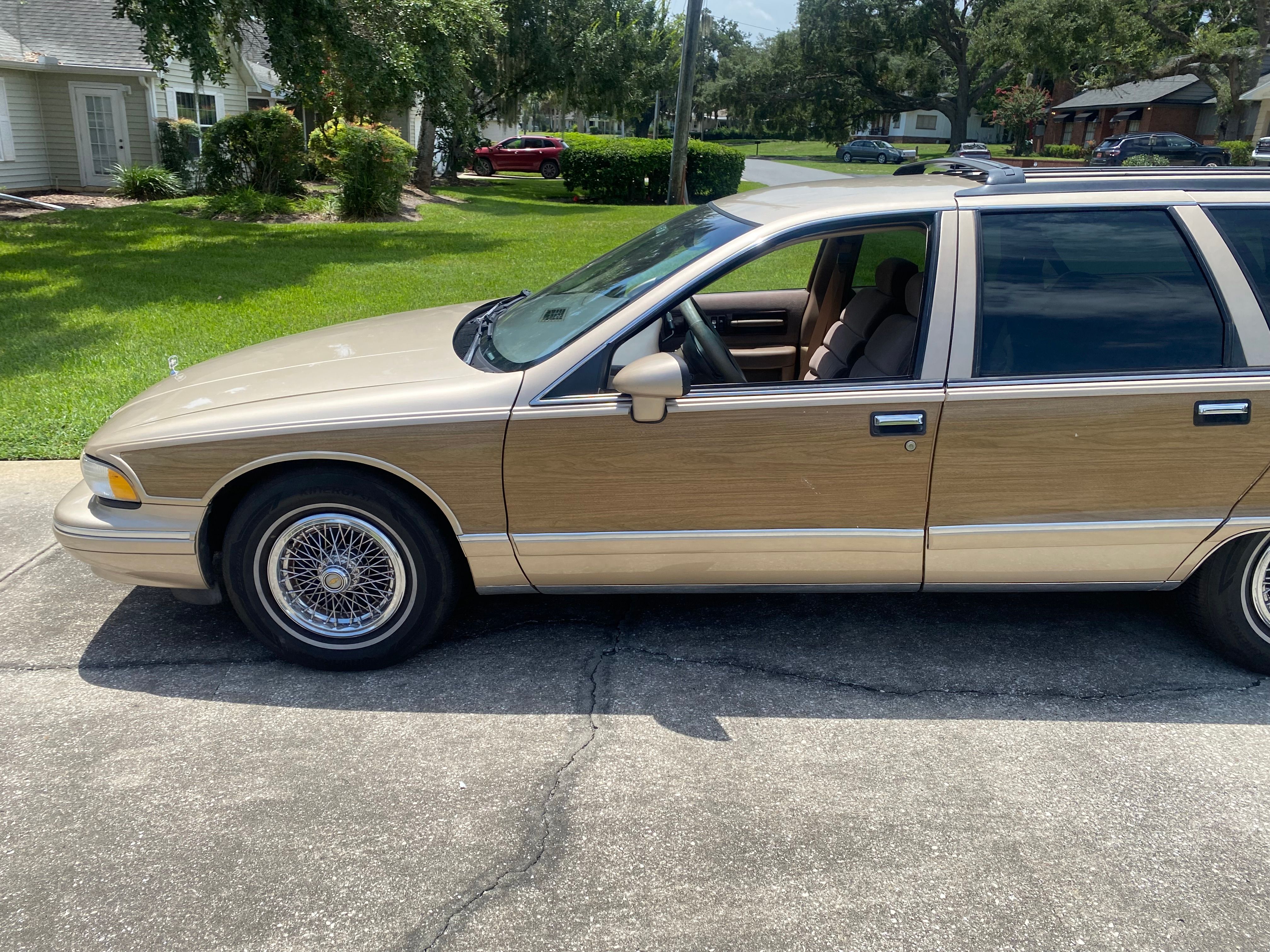 Used 1994 Chevrolet Caprice Classic RWD image 12