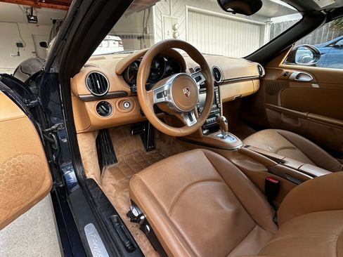 Used 2011 Porsche Boxster image 8