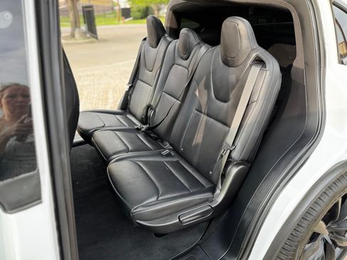 Used 2018 Tesla Model X P100D image 10