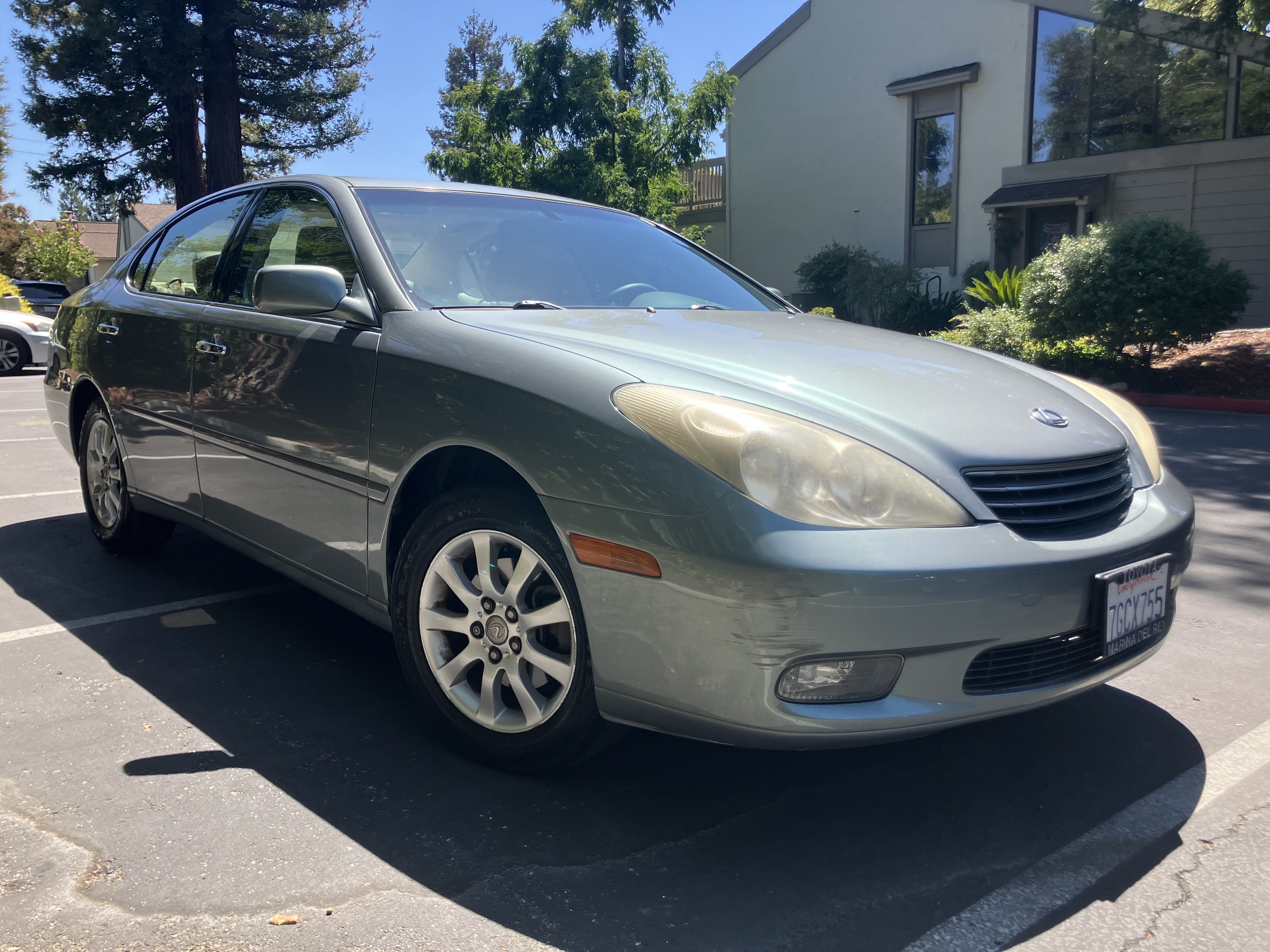 Used 2003 Lexus ES 330 w/ Premium Pkg FWD image 4
