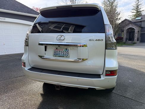 Used 2017 Lexus GX 460 Luxury image 5