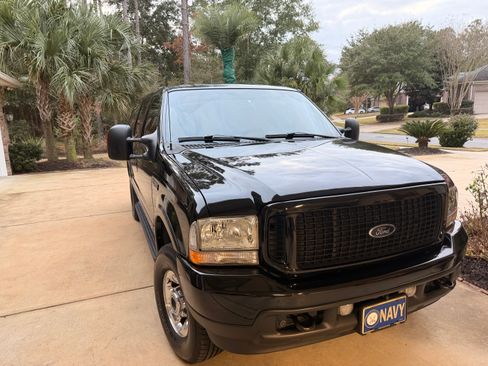 Used 2004 Ford Excursion Limited image 30
