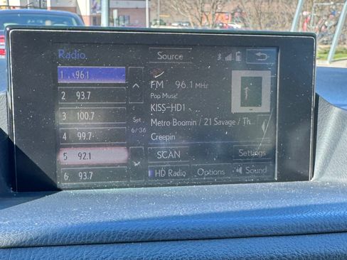 Used 2015 Lexus CT 200h w/ Navigation Package image 15