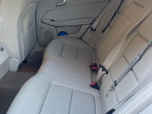 Used 2016 Mercedes-Benz E 350 Sedan image 11