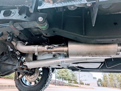 Used 2021 GMC Sierra 1500 AT4 w/ AT4 Value Package image 17