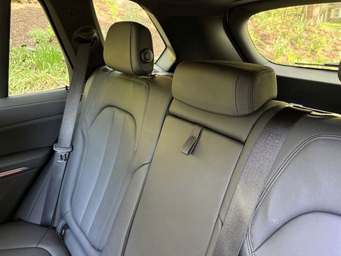 Used 2019 BMW X5 xDrive40i w/ Premium Package 2 image 14