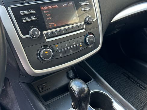 Used 2016 Nissan Altima 2.5 SR FWD image 9