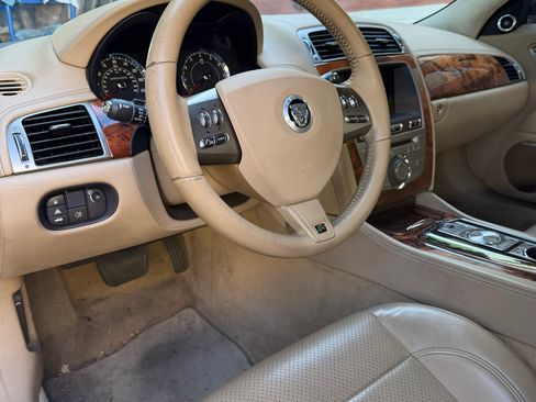 Used 2010 Jaguar XKR R image 16