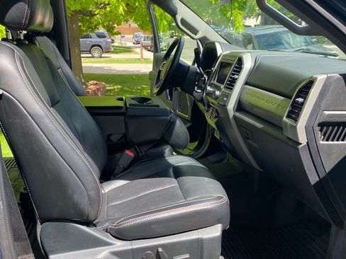 Used 2020 Ford F350 Lariat AWD/4WD image 11