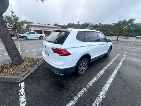 Used 2021 Volkswagen Tiguan S image 13