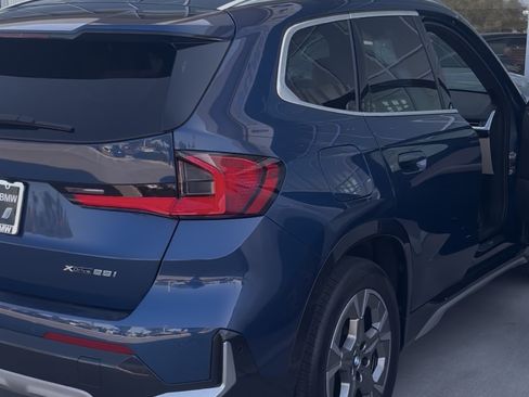 Used 2023 BMW X1 xDrive28i w/ Premium Package AWD/4WD image 6