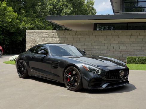 Used 2018 Mercedes-Benz AMG GT C image 1