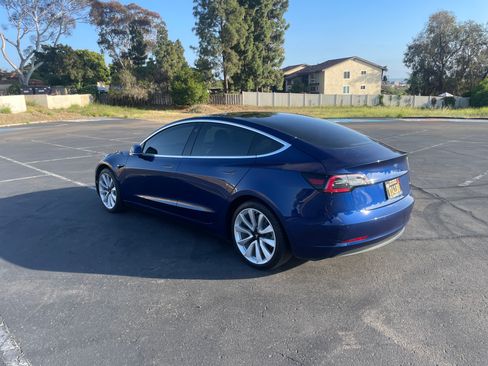 Used 2020 Tesla Model 3 Standard Range Plus RWD image 5