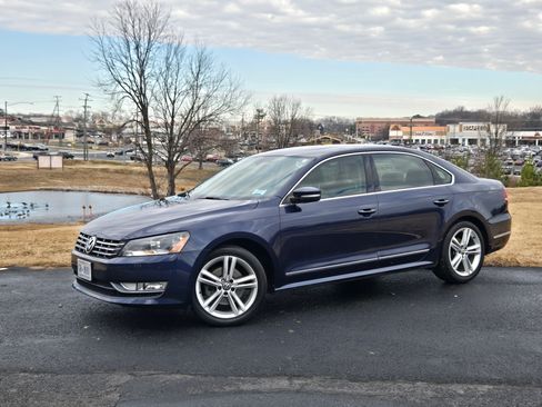 Used 2013 Volkswagen Passat TDI SEL Premium image 1