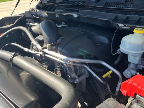 Used 2014 RAM 1500 Sport w/ Convenience Group image 14