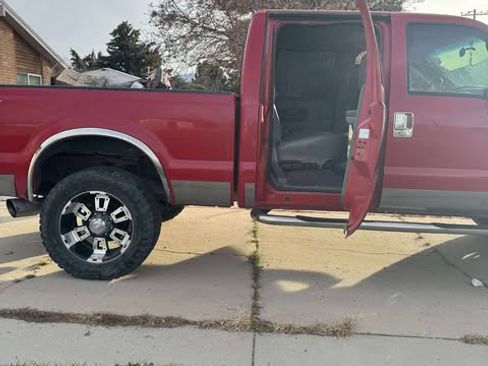 Used 2004 Ford F250 Lariat image 12