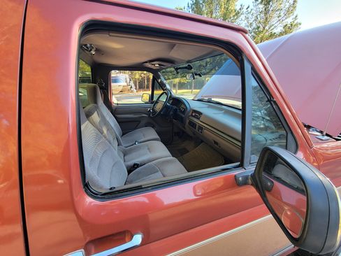 Used 1995 Ford F150 2WD Regular Cab image 10