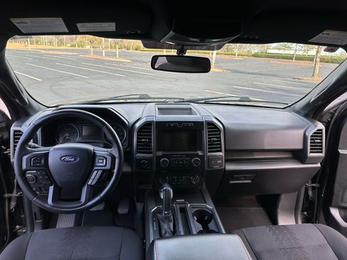 Used 2018 Ford F150 XLT w/ Equipment Group 302A Luxury image 22