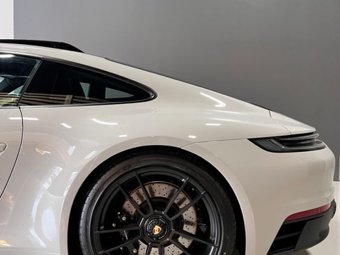 Used 2023 Porsche 911 Carrera 4 GTS AWD/4WD image 2