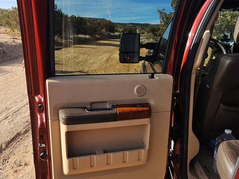 Used 2015 Ford F250 King Ranch w/ FX4 Off-Road Package image 20