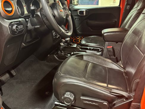 Used 2019 Jeep Wrangler Unlimited Sport S image 11