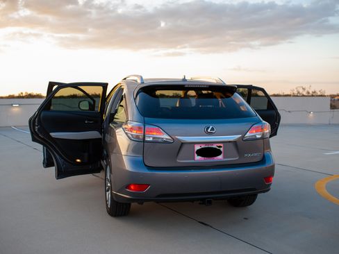 Used 2013 Lexus RX 450h AWD w/ Navigation Pkg image 11