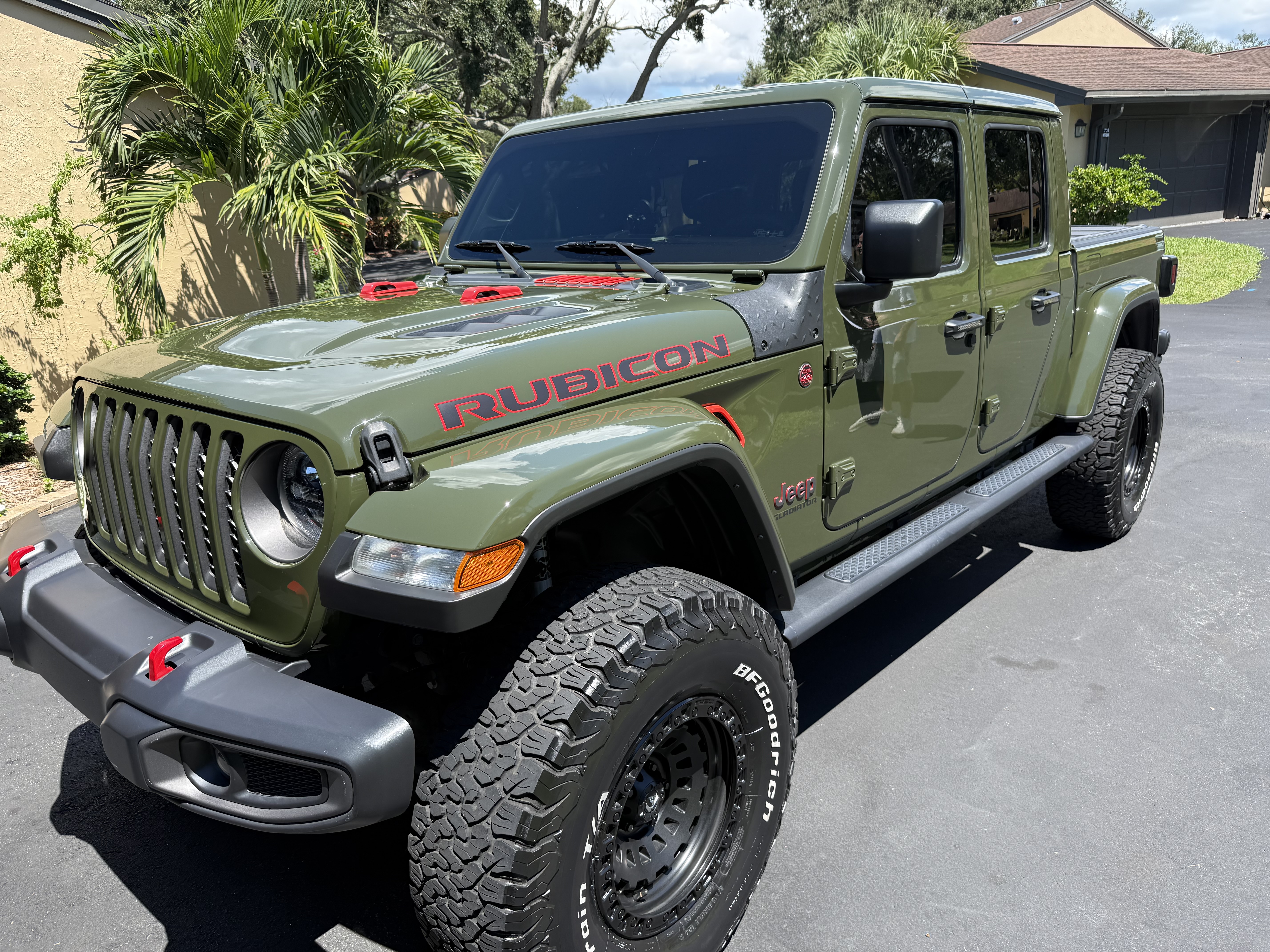 Used 2021 Jeep Gladiator Rubicon AWD/4WD image 1