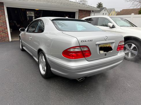 Used 2001 Mercedes-Benz CLK 430 Coupe image 5