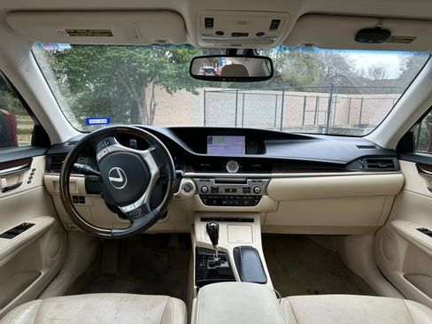 Used 2013 Lexus ES 350 image 1