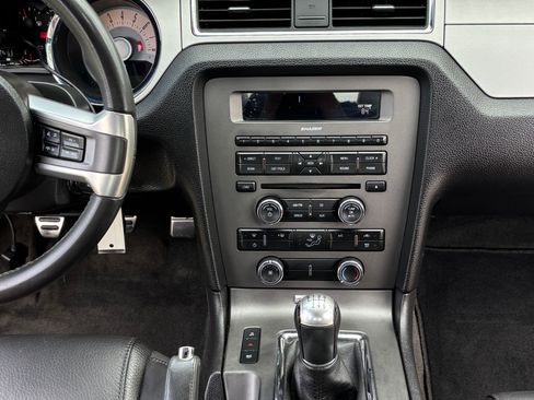 Used 2012 Ford Mustang GT Premium w/ Brembo Brake Pkg RWD image 17