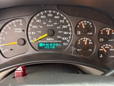 Used 2001 Chevrolet Suburban LT w/ LT Preferred Equipment Group image 10