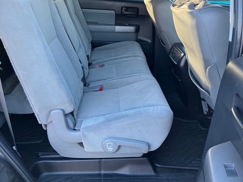 Used 2015 Toyota Sequoia SR5 image 5